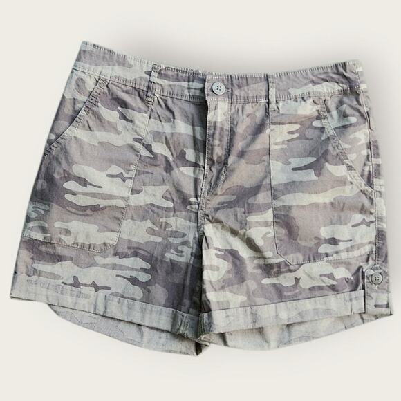 Social Standard Shorts Women's Sz L Camo Light Green/Gray Pockets - Picture 1 of 6